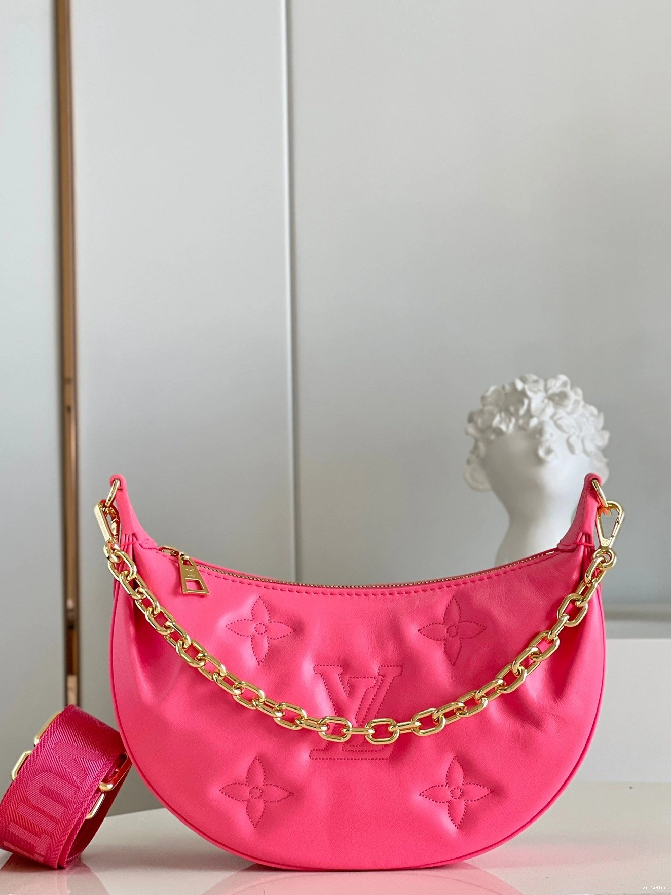 Cheap THE LOUIS MOON VUITTON OVER 0810